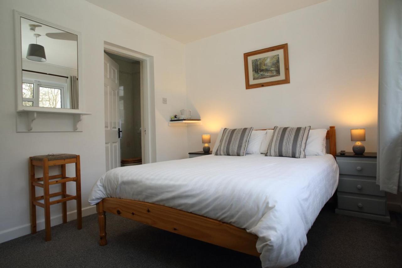 Riverfield Bed And Breakfast Gorey Esterno foto